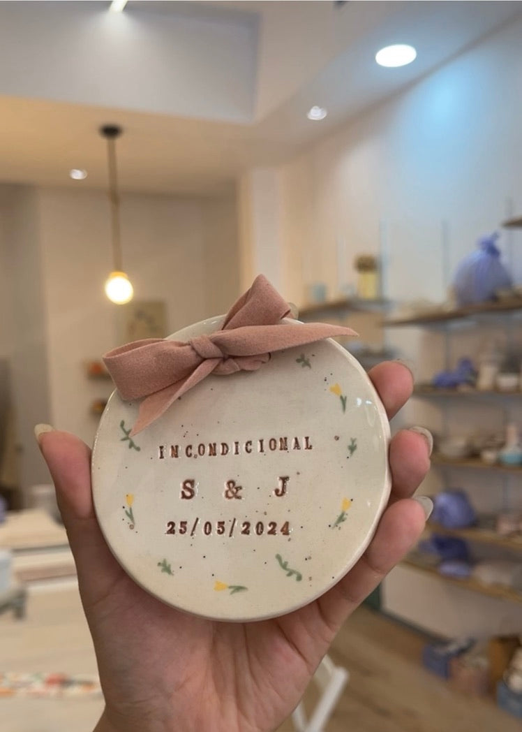 Portalianzas de boda de cerámica
